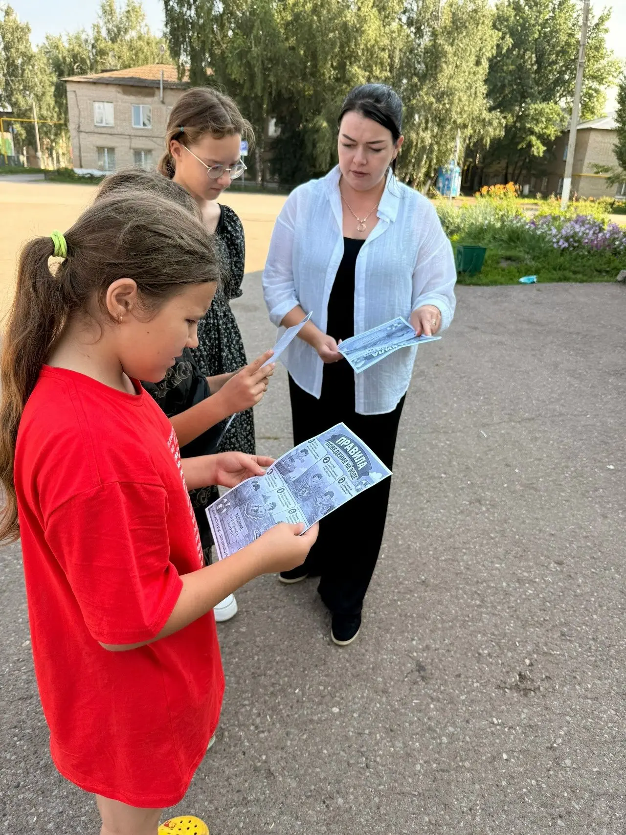 ПРАВИЛА БЕЗОПАСНОСТИ НА ВОДОЁМАХ В ЛЕТНИЙ ПЕРИОД!
ВНИМАНИЕ РОДИТЕЛЯМ И ДРУГИМ ЗАКОННЫМ ПРЕДСТАВИТЕЛЯ