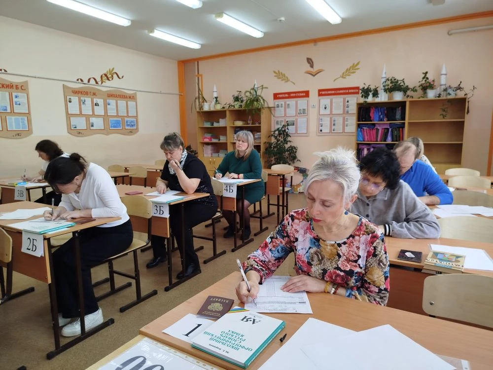 💯 👩‍🎓 ОГЭ с родителями 👨‍🎓 💯  ✍️ Сегодня, 11 апреля 2026 года, родители выпускников 9-х классов прин