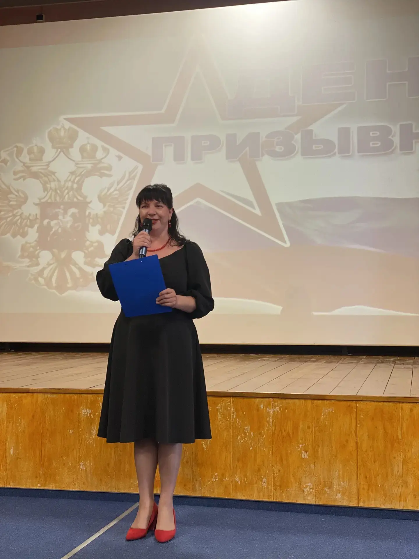 27 мая  творческим коллективом Касторенского РДК была подготовлена программа ко Дню при...