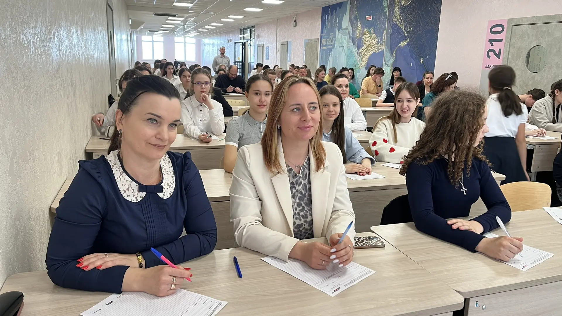 🚀 Старт дан!  Сегодня: ✔️ Тотальный диктант для всех желающих ✔️ Первый в истории диктант для малыше