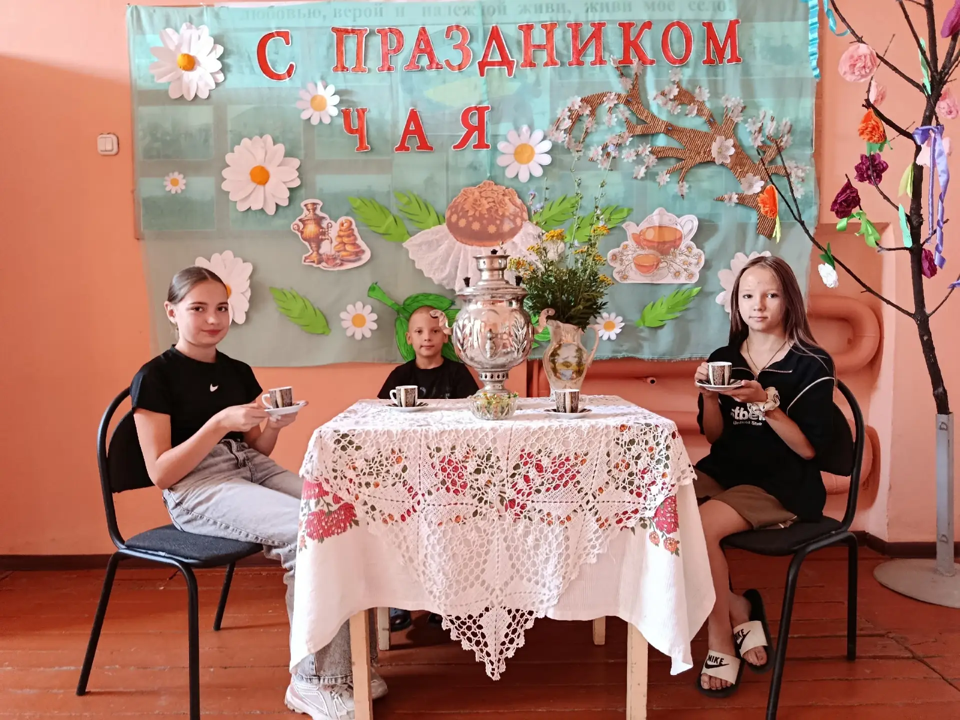 14 августа в Евдокиевском сельском клубе состоялась встреча семейного клуба «Семейный о...