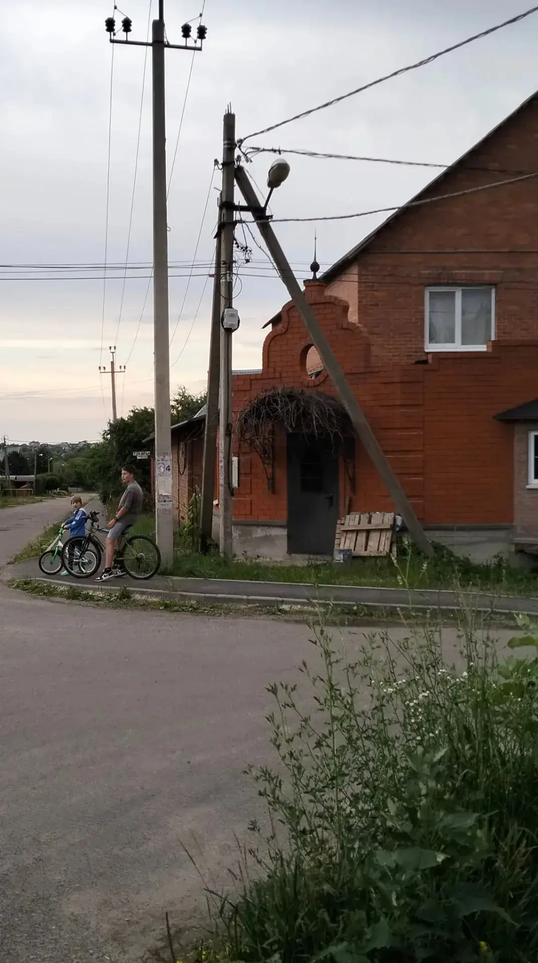 Родительский патруль на страже безопасности!

В нашей школе продолжается работа родительского патрул