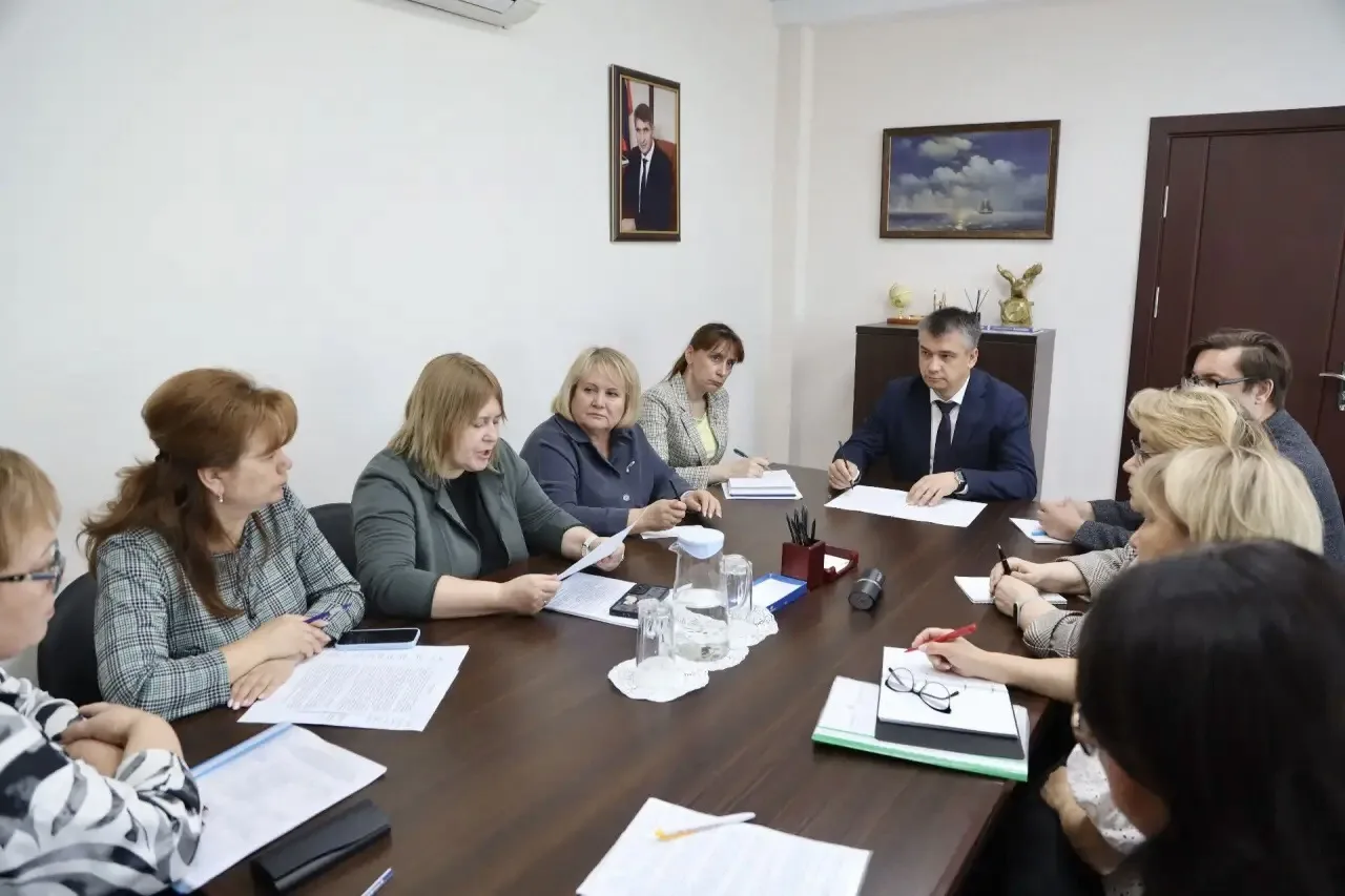 Дмитрий Захаров: