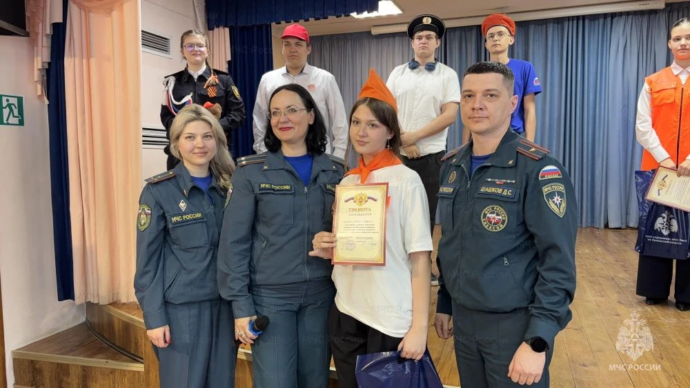 🎉 Дружины юных пожарных Орловщины соревнуются за звание лучших   В городе Орле состоялись первые зон
