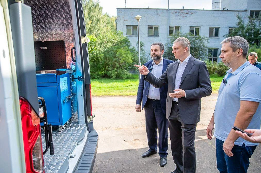 На площадке газовой котельной в Барвихе встретился с новой аварийно-диспетчерской брига...