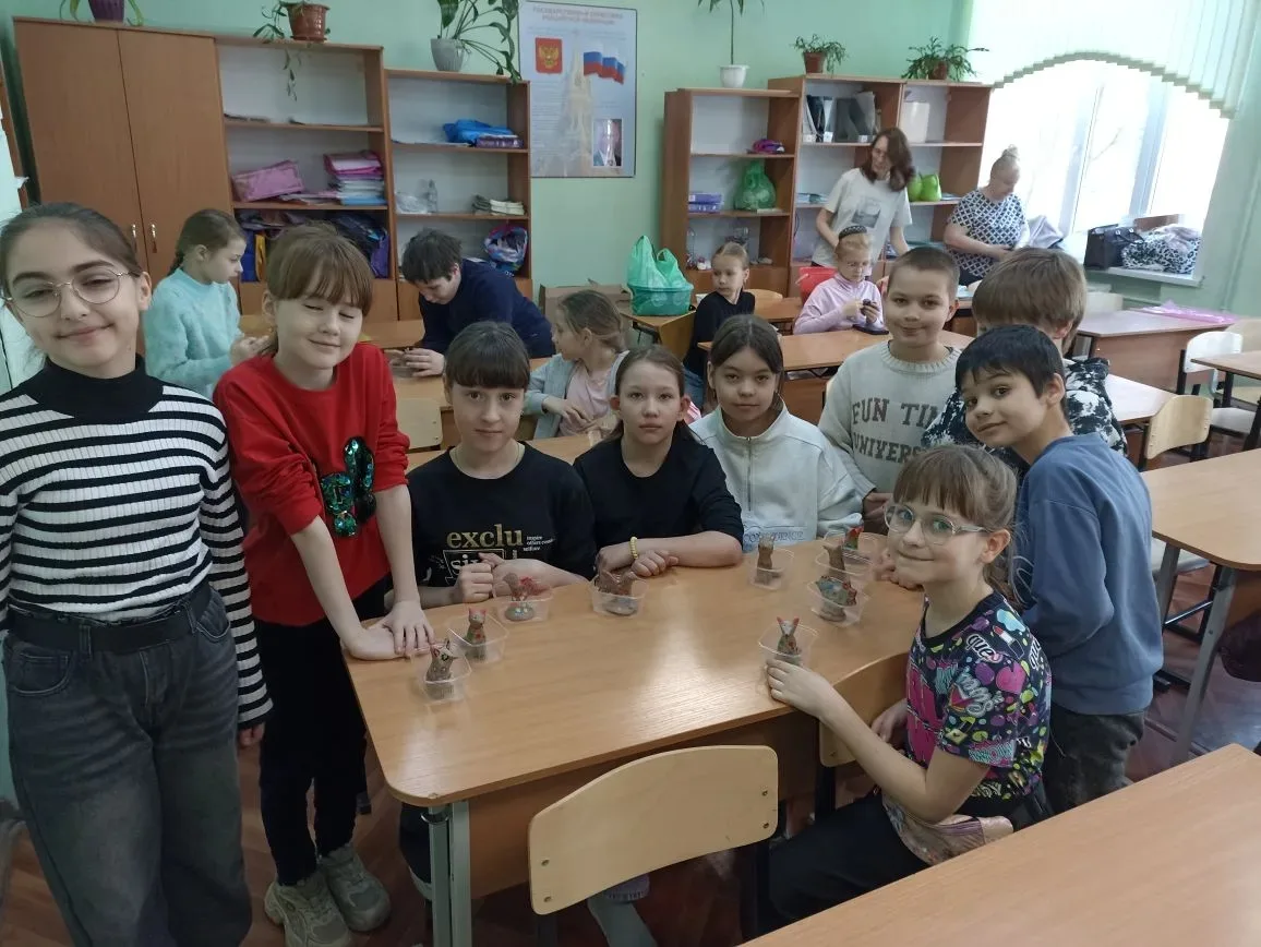 КАНИКУЛЫ С ПОЛЬЗОЙ: ПРИКОСНОВЕНИЕ К ТРАДИЦИЯМ!  В самый первый день весенних каникул, ученики 3А и 3