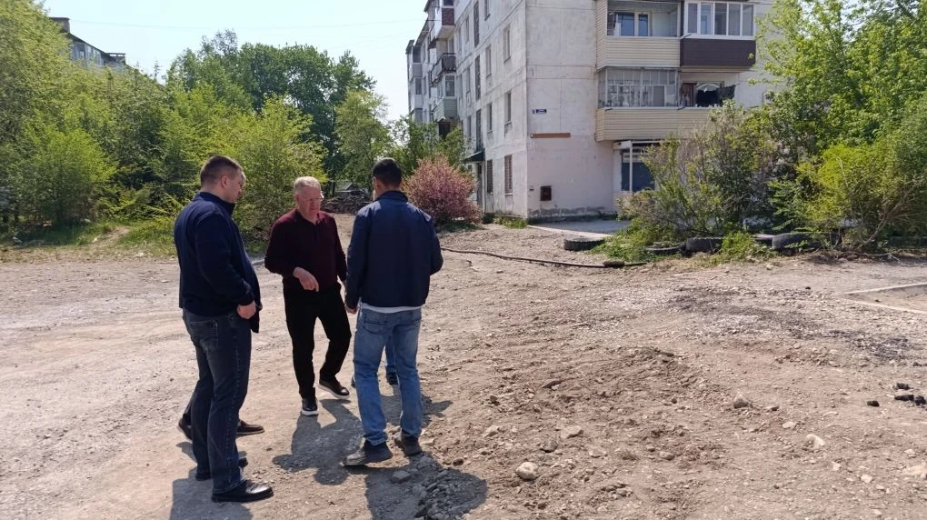Сегодня глава округа Александр Теребилов с представителями подрядчика и стройконтроля побывали на те