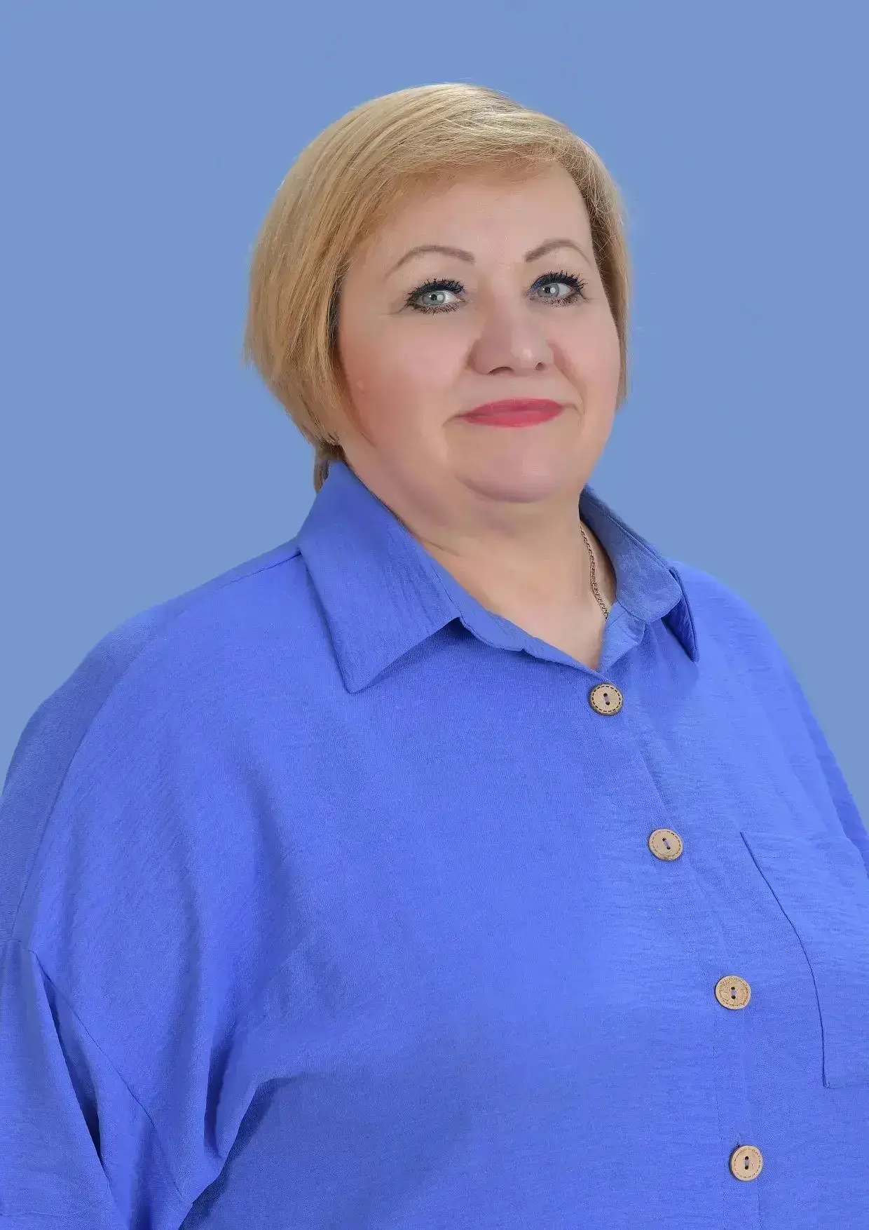 🥳 Сегодня отмечает свой день рождения руководитель МКДОУ Ташаринского д/с «Лесовичок» – Чугуева Там