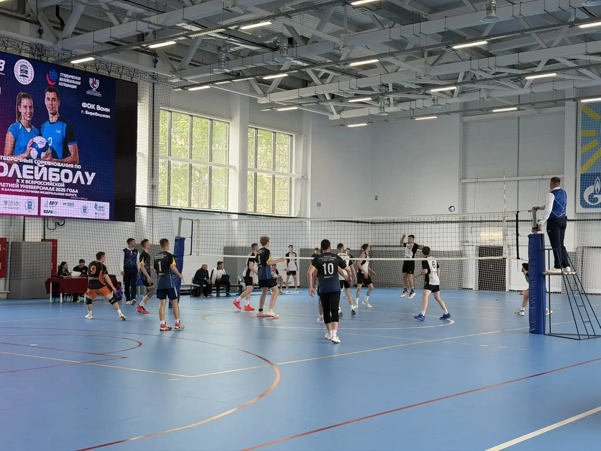 🏐ПОДДЕРЖИ НАШИХ ВОЛЕЙБОЛИСТОВ!  На физкультурно-оздоровительном комплексе "ВОИН" проходят отборочные