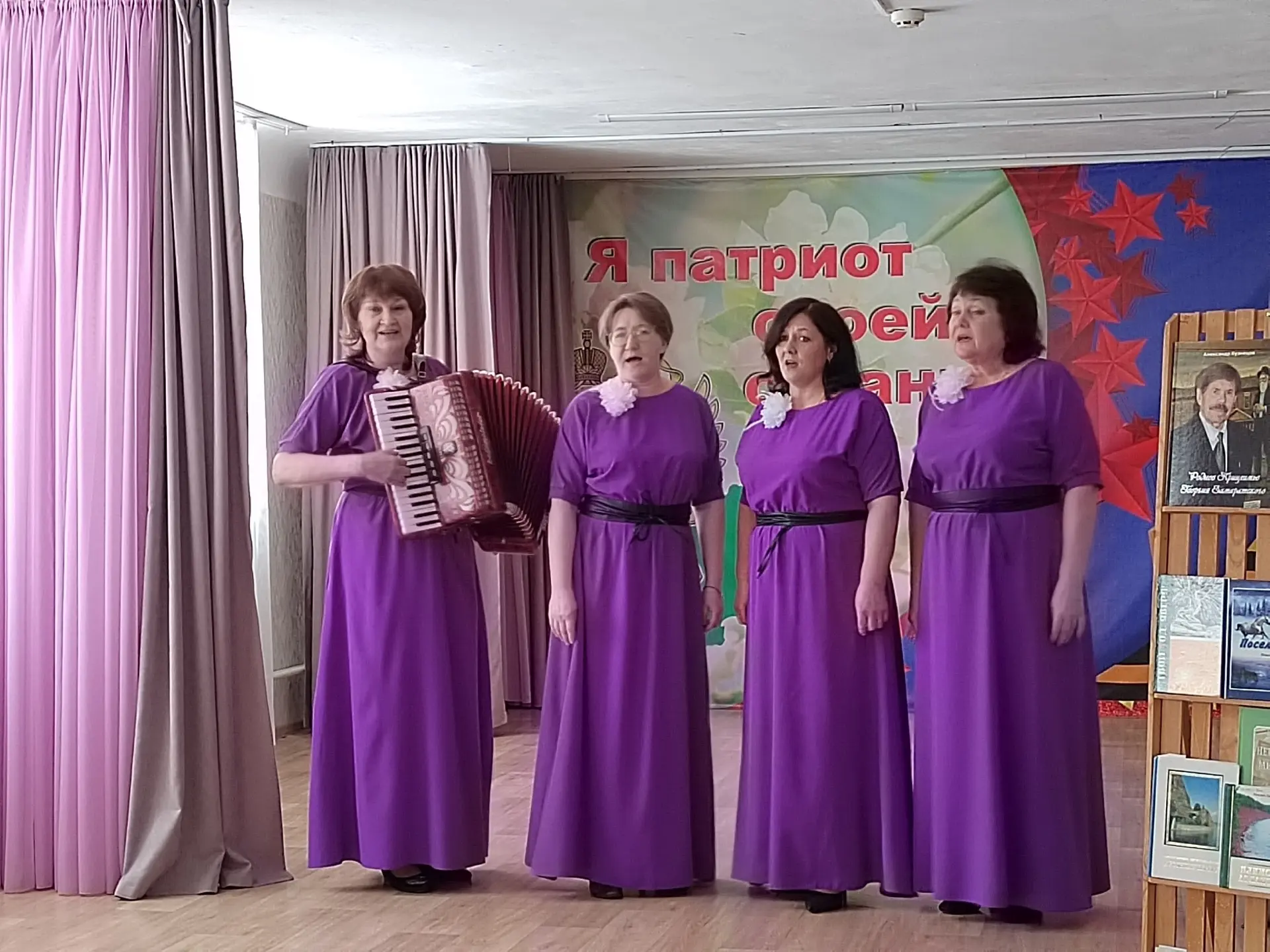 🖼️В Центре творчества прошла краеведческая конференция «Край родной, Нижнеилимский, Ты и есть моя Ро