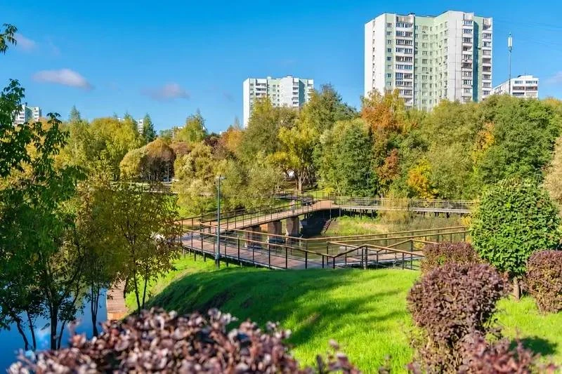 🌿 В Бибирево обновили парк Этнографическая деревня