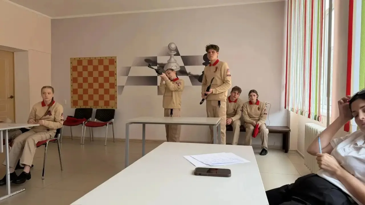 На базе общеобразовательной школы № 3 села Кочубеевского состоялись муниципальные юнармейские игры п
