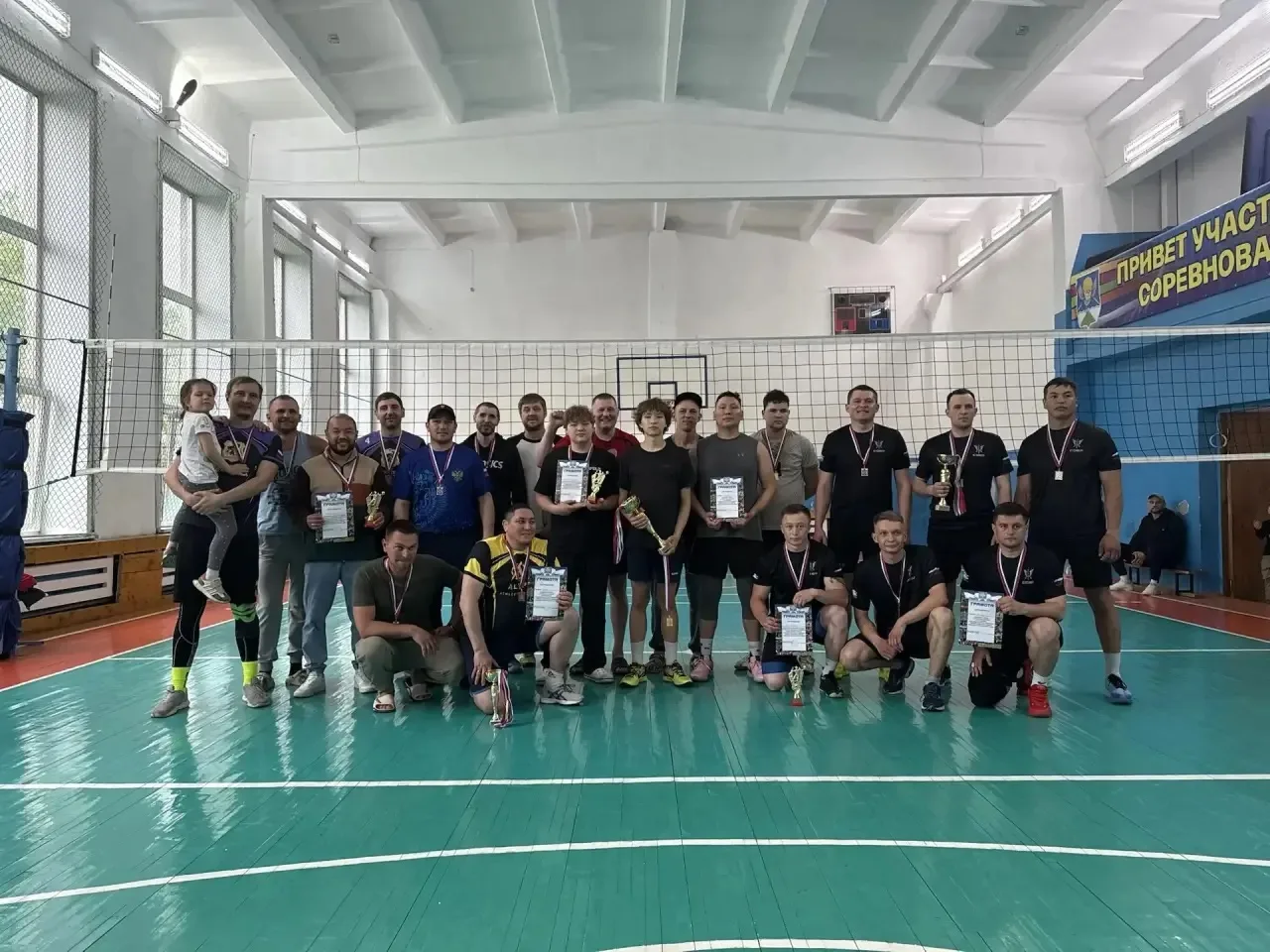 В спортивной школе Майминского района сегодня прошел Турнир по волейболу 🏐, посвященный Дню Победы🇷🇺