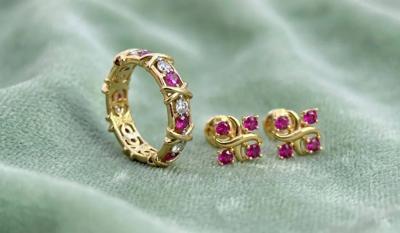 Tiffany & Co.

Точная реплика ювелирного дома Тиффани, Коллекция Sixteen Stones
Jean Schlumberger by