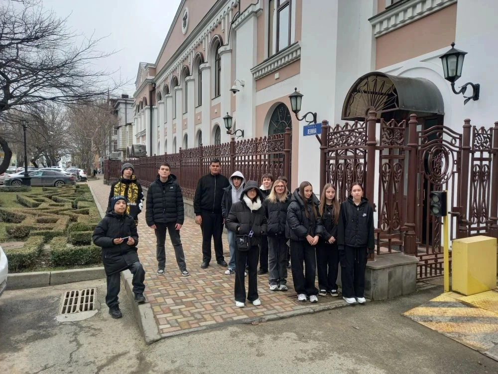 📅 Сегодня 8Г посетил экскурсию в музее Центрального банка России! 🏦  Ребята узнали много интересного