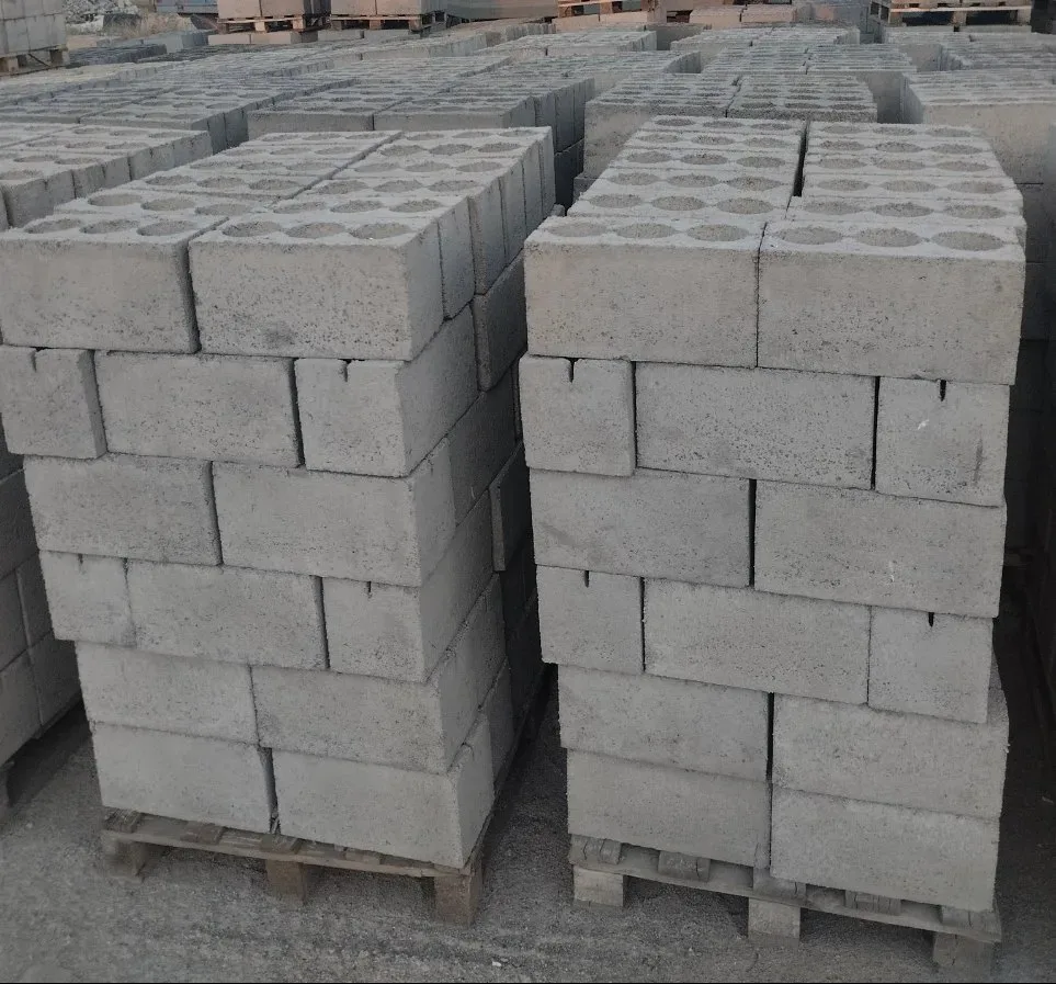 Продам вибропрессованный, пропаренный, стандартный, ровный, прочный шлакоблок, на три к...