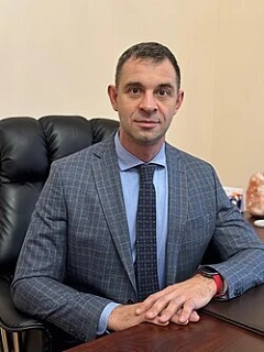 Александр Кузнецов назначен временно исполняющим обязанности главы Волжского района

Губернатор Сама
