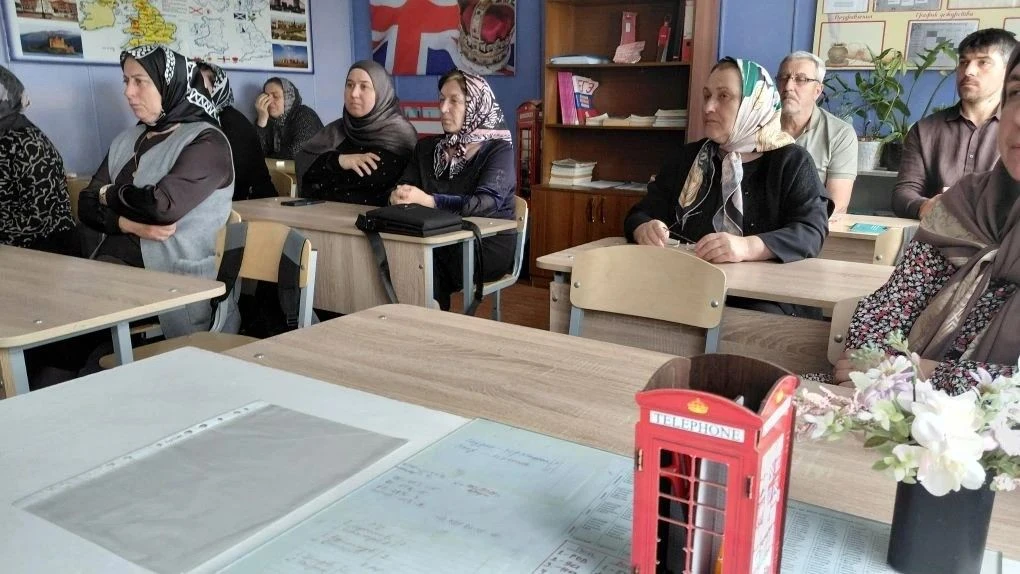 В целях усиления антитеррористической безопасности в школе преподаватель ОБЗР Пахрудино...