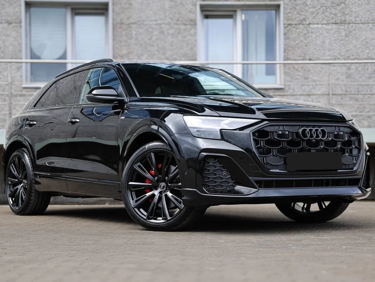 Audi Q8 50 TDI quattro Tiptronic S-line 3.0 дизель 2026 (черный на черном)
