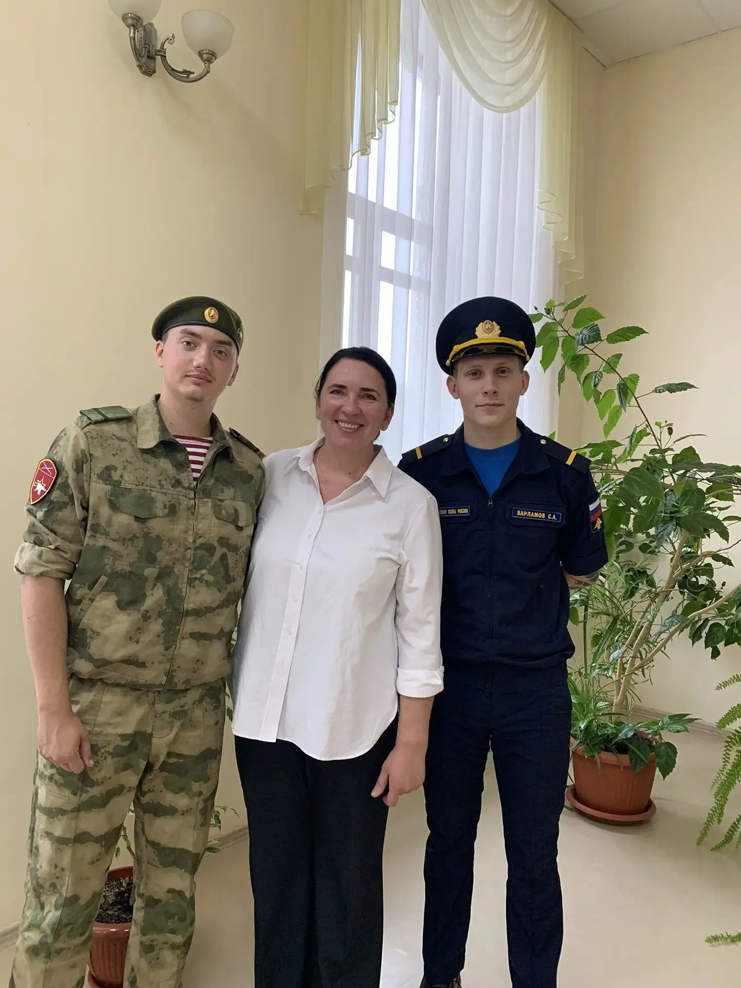 ❤️ Когда возвращаются выпускники — в колледже становится светлее

Знаете, есть моменты, когда понима