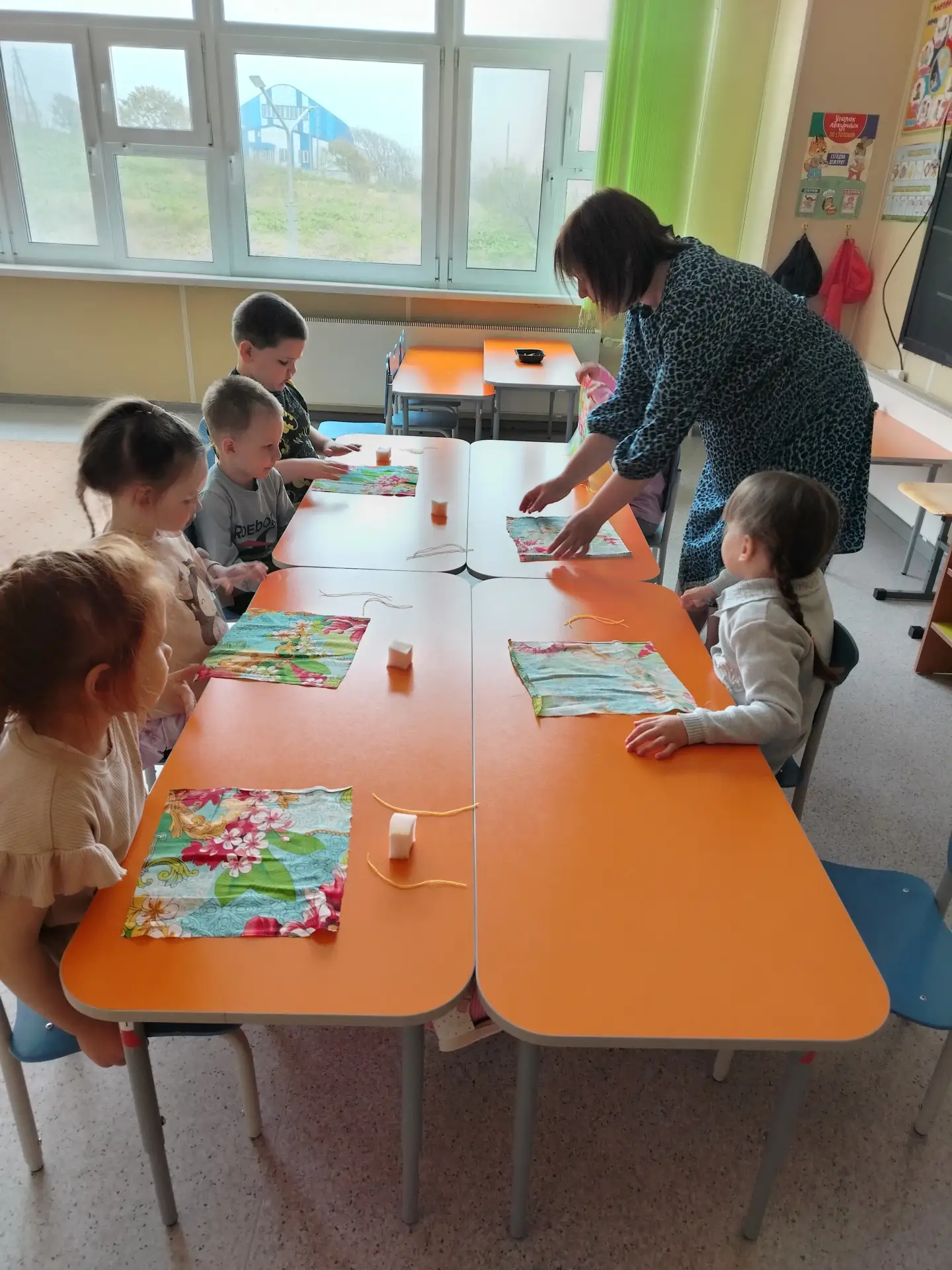 Знакомство детей с истоками народной культуры — это удивительное путешествие в мир трад...