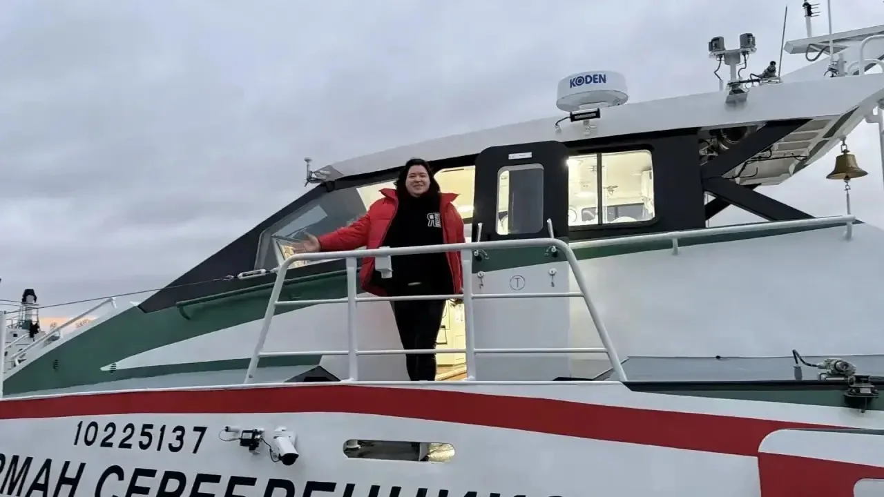 Люди мои дорогие, Вопросы скоростных перевозок обсудим на борту «Метеора»