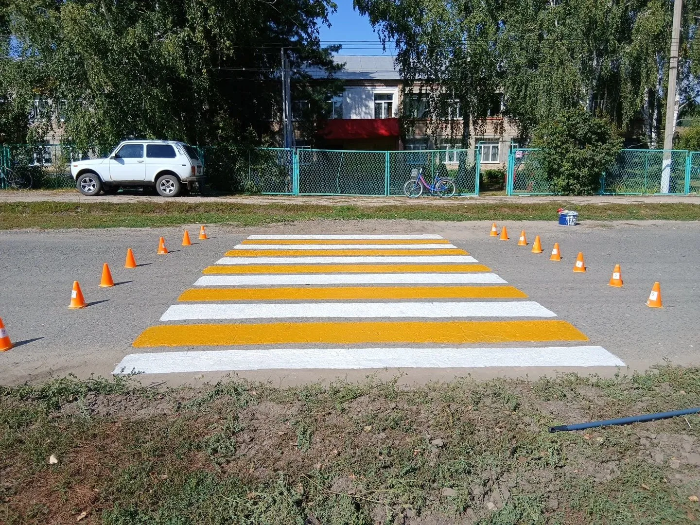 В рамках подготовки образовательных учреждений к новому учебному году в селе Ягодная По...