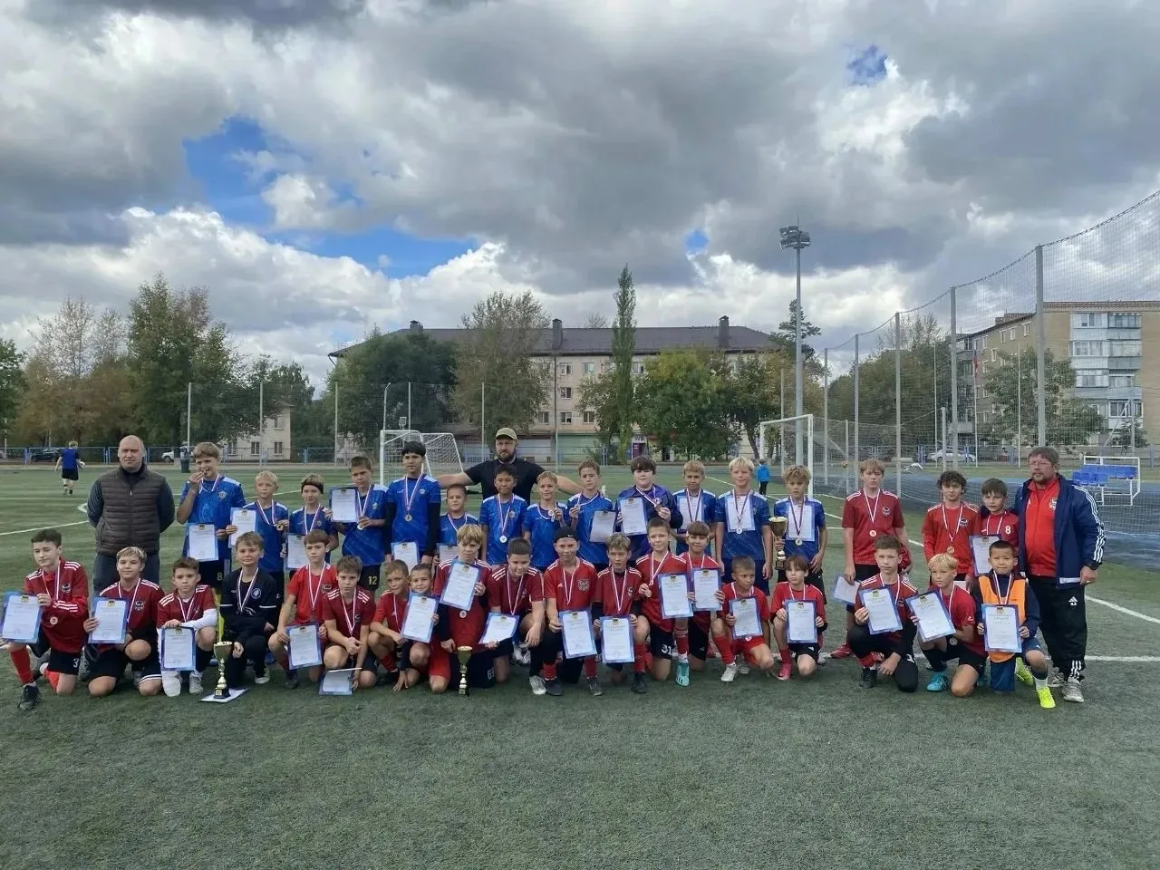 ⚽🏆 В Оренбурге состоялся традиционный турнир по футболу «Золотая осень»