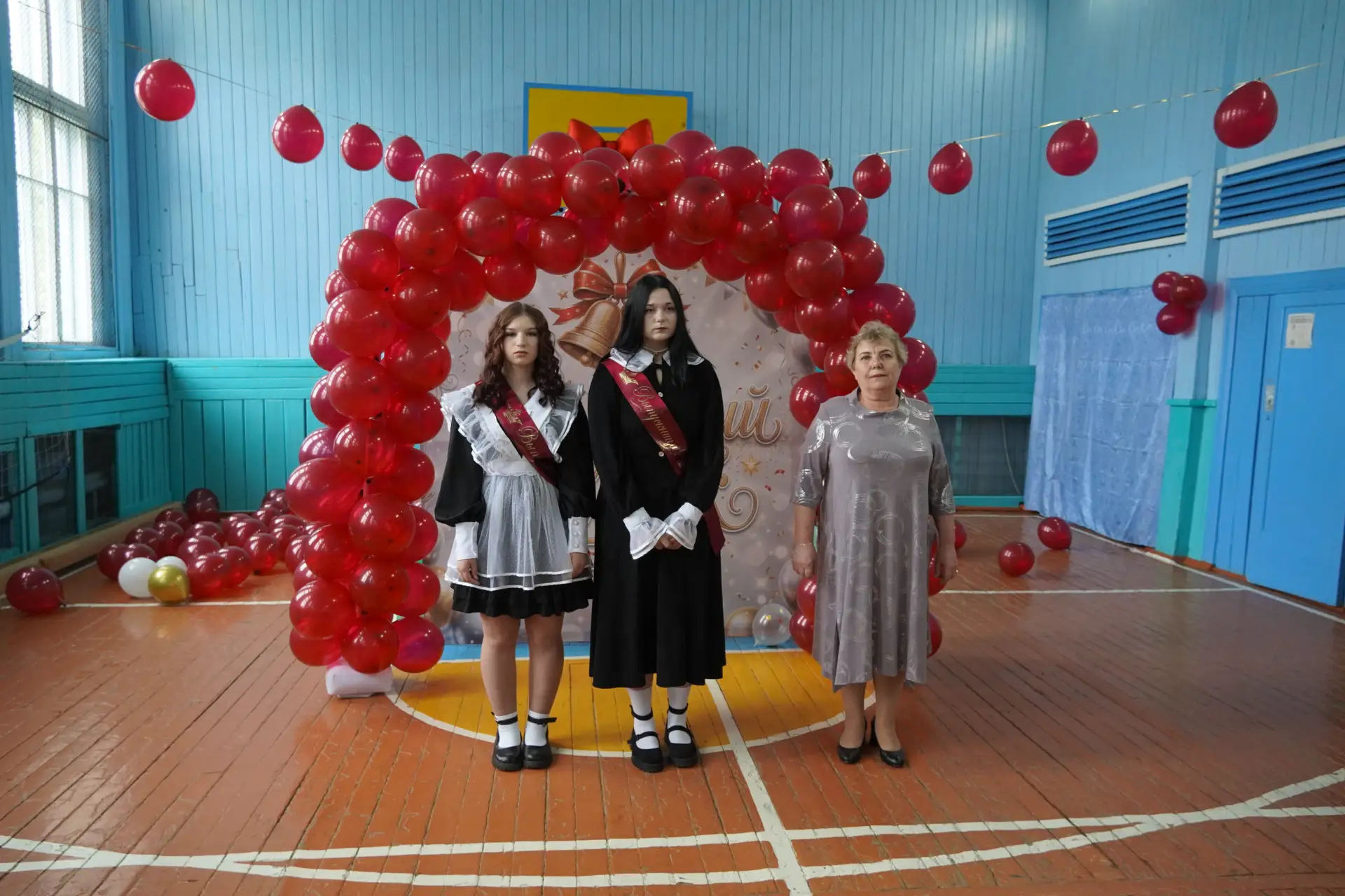 26 мая в школах Дзержинско-Тасеевского муниципального округа прозвучал последний звонок для одиннадц