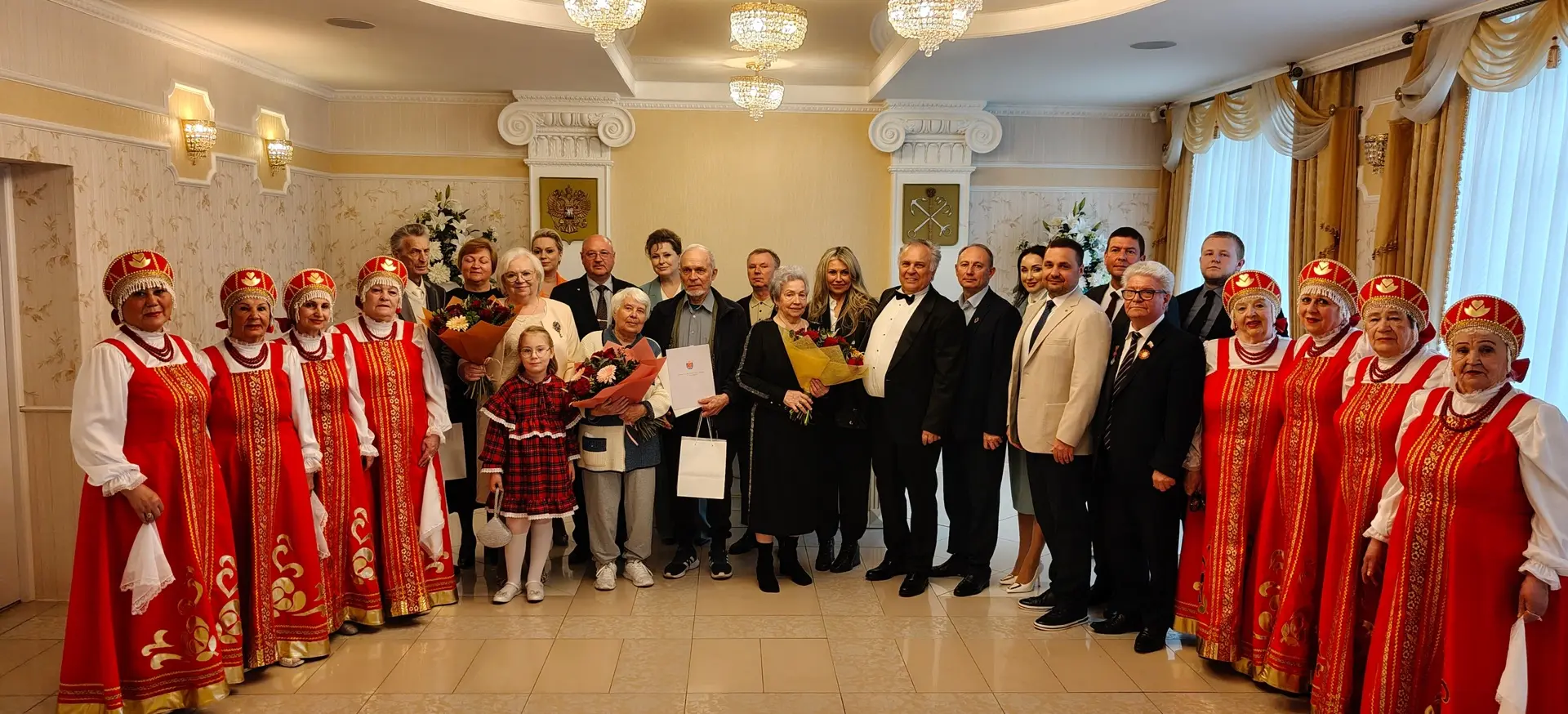 В жизни каждого человека семья — это не просто слово. Это наш тыл, наша история и самая главная ценн