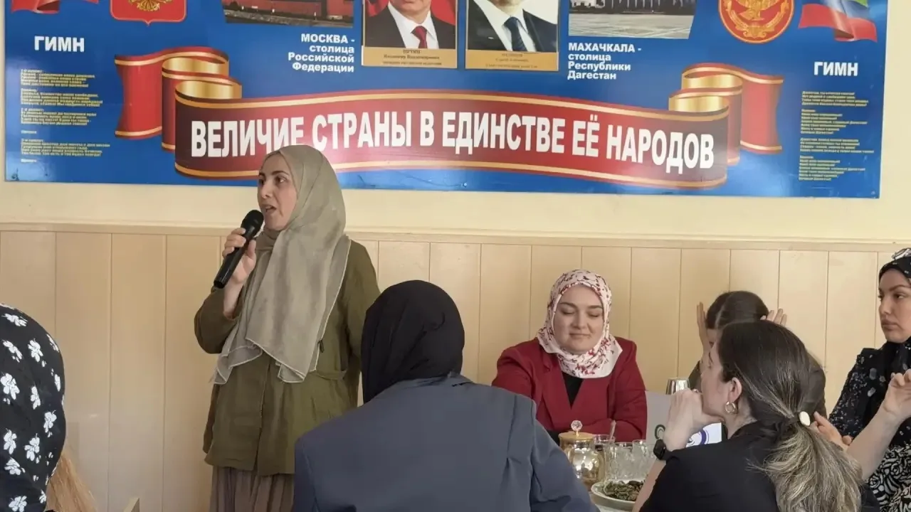 Сегодня в МБОУ «Лицей №51» состоялся городской семинар на тему «Педагогическая мастерская. Интеракти