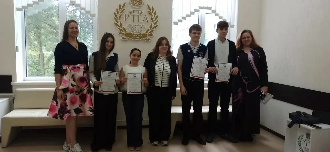 🇷🇺🎖️Поздравляем учащуюся детской театральной студии "Арлекин" (педагог Даниленко С. ...