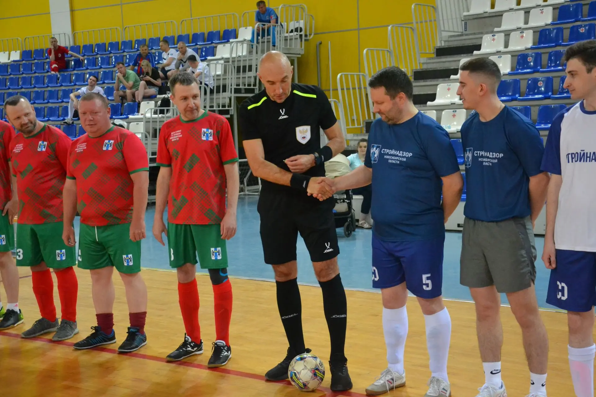 Такой футбол нам нужен!⚽

На протяжении двух дней – 6 и 7 июня – проходили соревнования по мини-футб