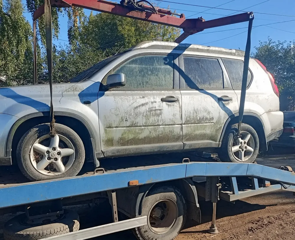 📌 С улиц Костромы убирают брошенные разукомплектованные автомобили