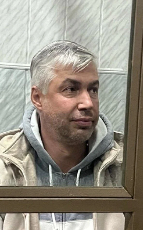 Логвиненко некомфортно сидеть в СИЗО 😔🤚

Адвокат Алексея Логвиненко Галина Горская пытается добить