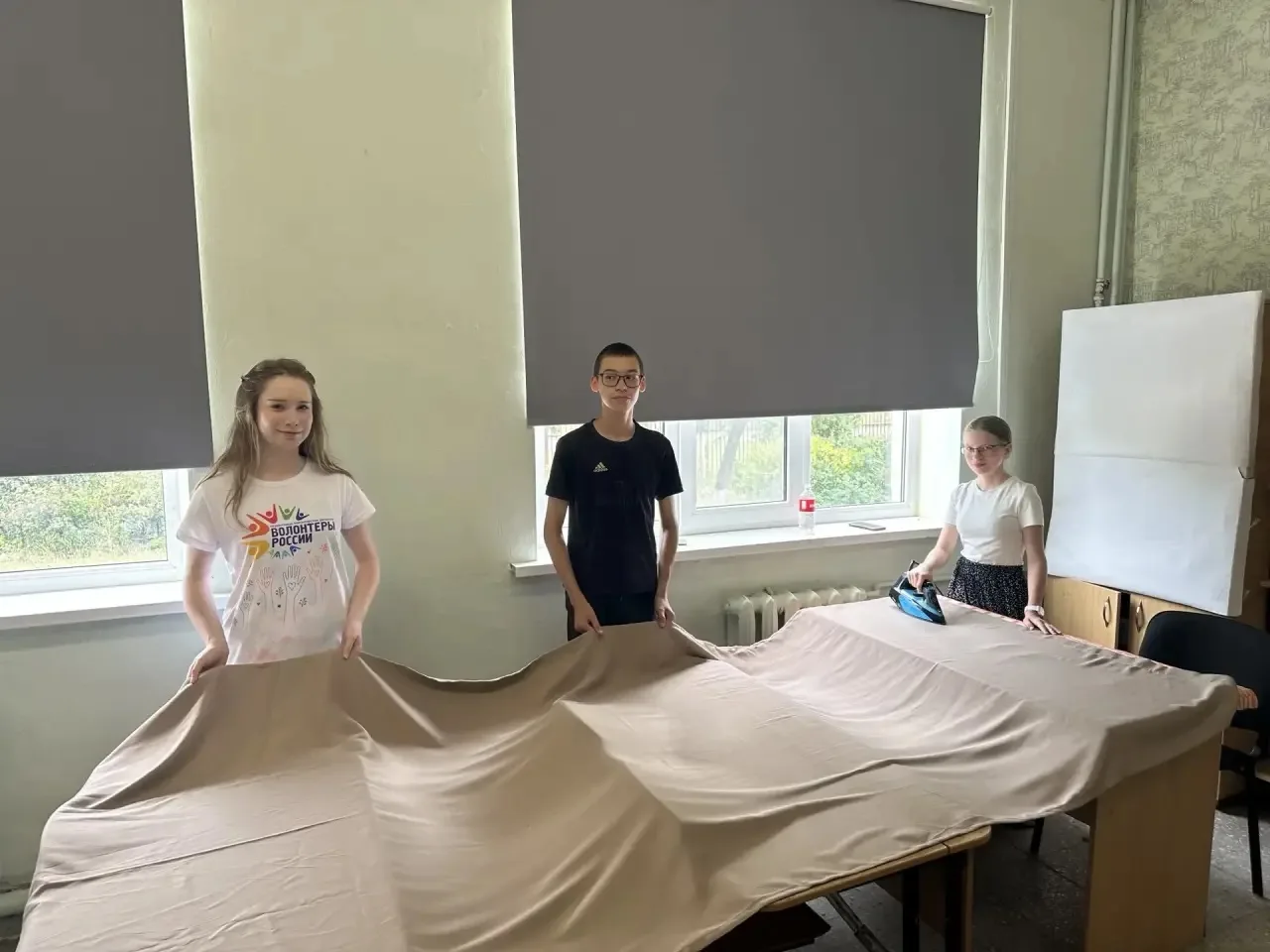 🌟 Школьные будни отряда «Выбор»: чистота — дело добровольное!

В нашей школе снова кипит работа, и 