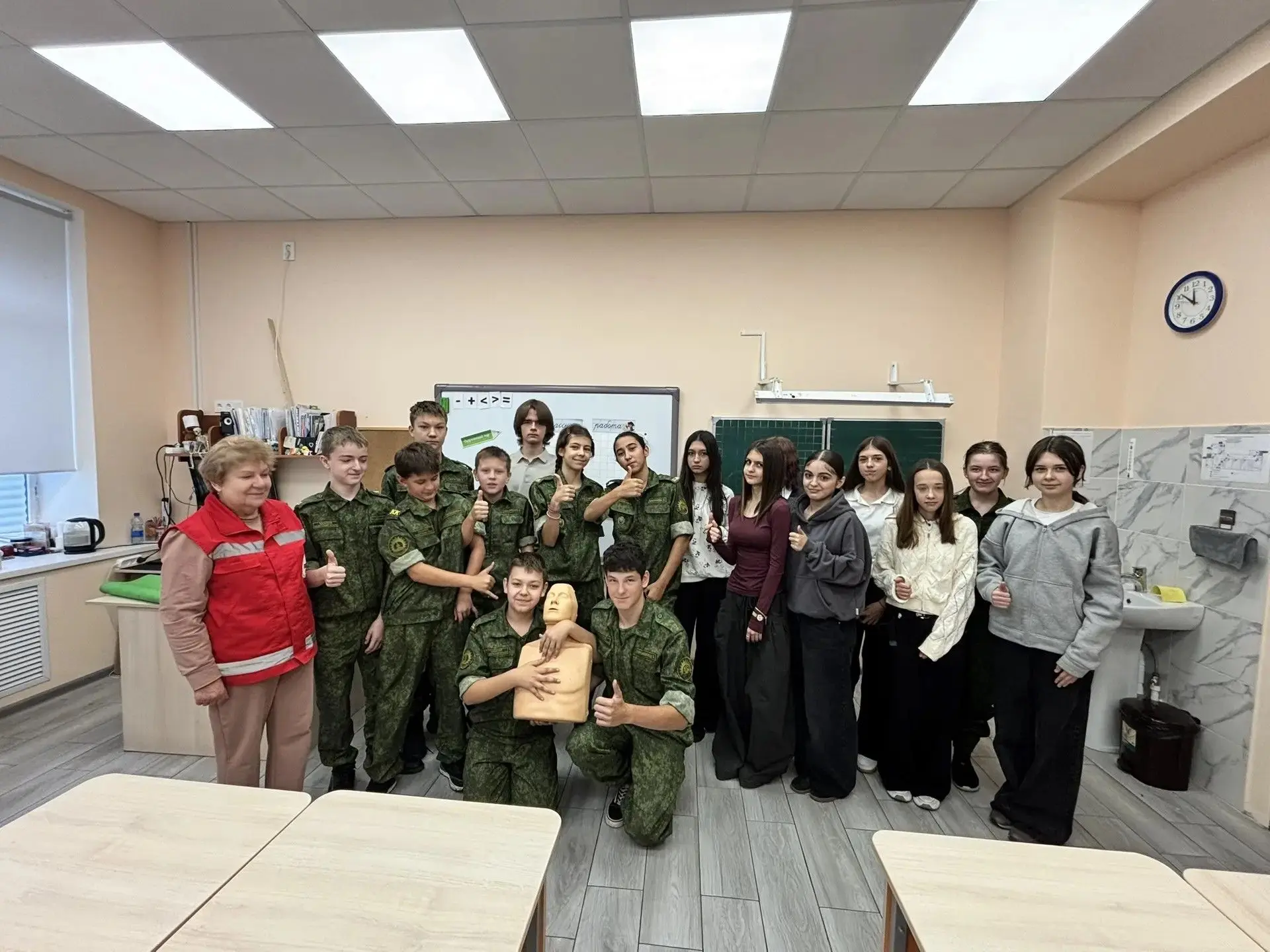 ⚡⚡⚡24 сентября в нашей школе прошел мастер-класс по оказанию первой медицинской помощи