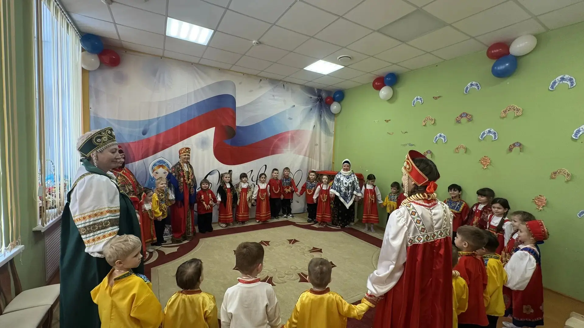 Дети дошкольного отделения Палисадик Видновской СОШN1 осваивают новые знания, начинают лучше понимат