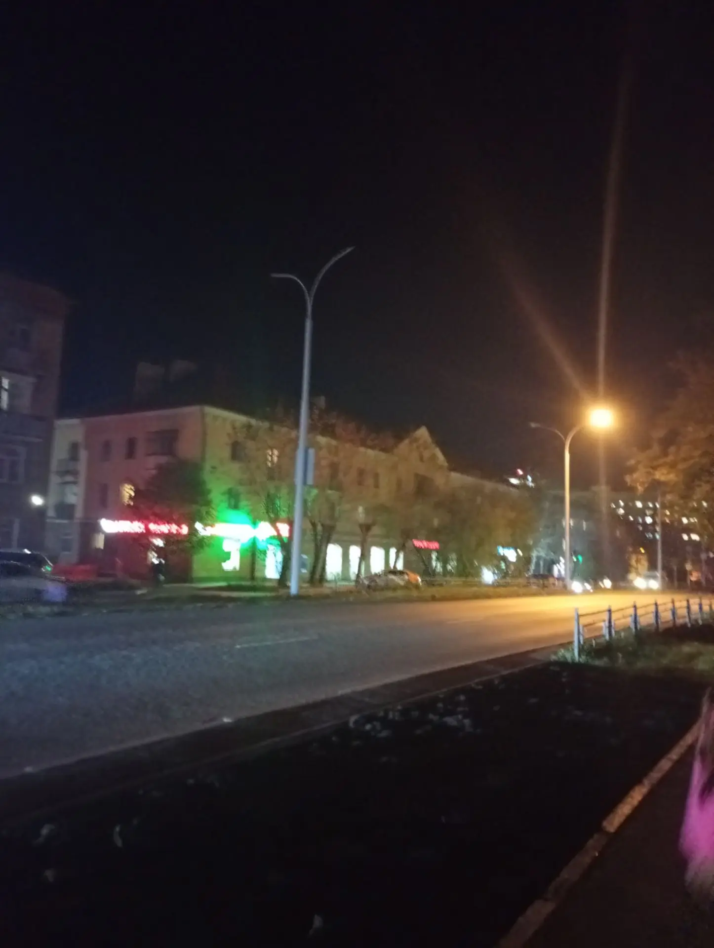 Около дк Олимп отключили фонари