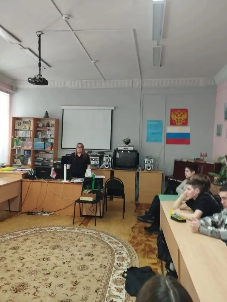 Сегодня для обучающихся 57 школы прошли беседы инспектора ОДН Ленинского района по правовой грамотно
