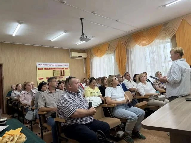 Сотрудники Щучинского дома социального обслуживания  стали участниками семинара‑тренинг...