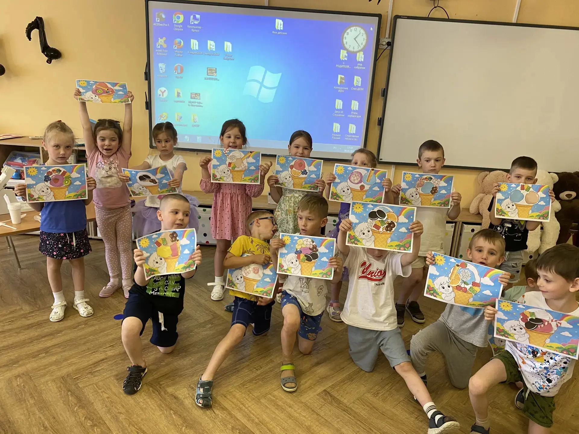 🍦 10 июня — Всемирный день мороженого! 🎉

Сегодня наши маленькие исследователи отправились в самое