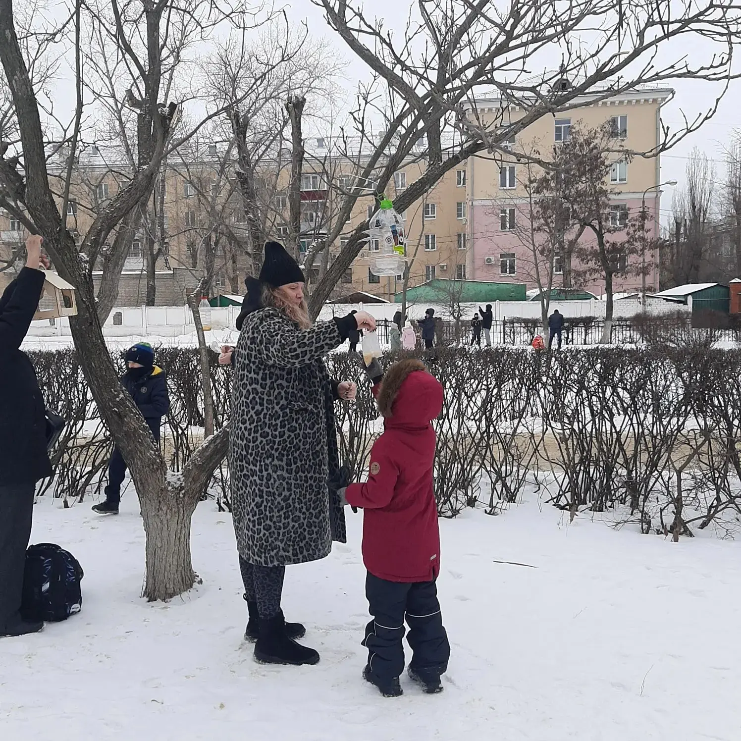 20 января настоящий праздник для птиц устроили ребята-орлята 1"А" класса вместе со своими родителями
