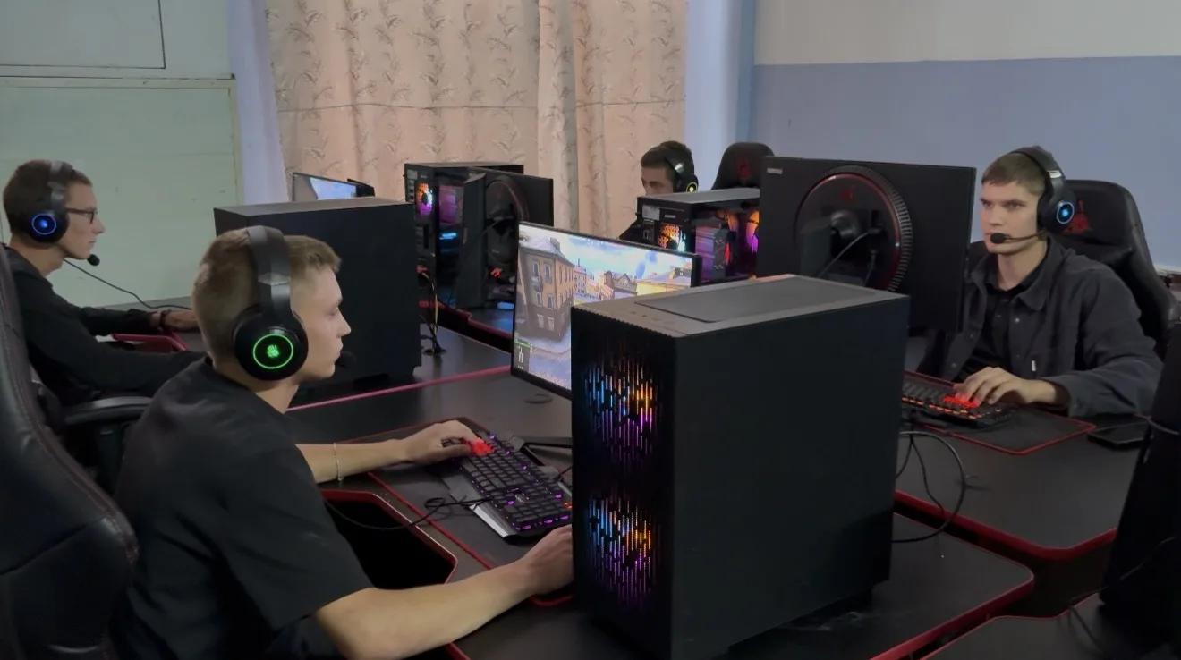 🎮 Броня крепка: турнир в честь Дня танкиста в ХАУ!