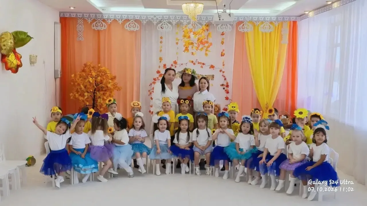 🍂✨ Сегодня в средней группе «Дюймовочка» прошло замечательное осеннее развлечение! 👦�...