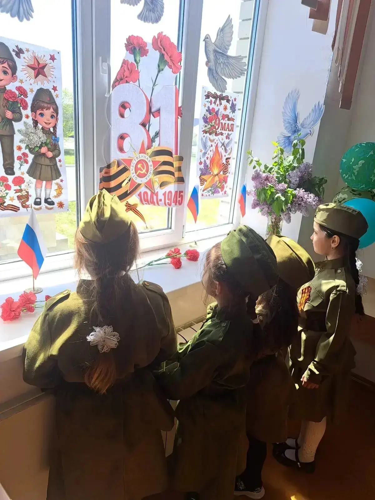🌍«Окна Победы»: школы Новолакского района объединились в преддверии 81‑й годовщины Великой Победы  В