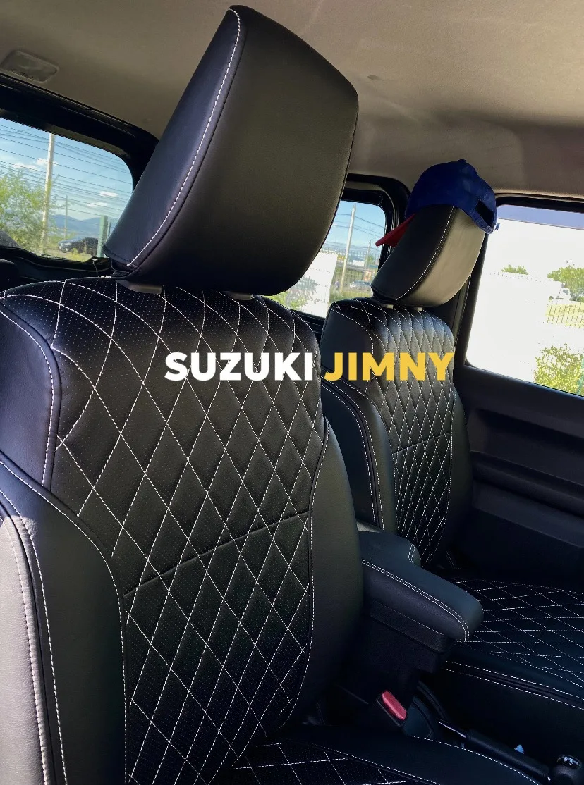 Обновили Suzuki Jimny: 
сшили модельные чехлы на передний ряд и изготовили коврики, которые отлично 