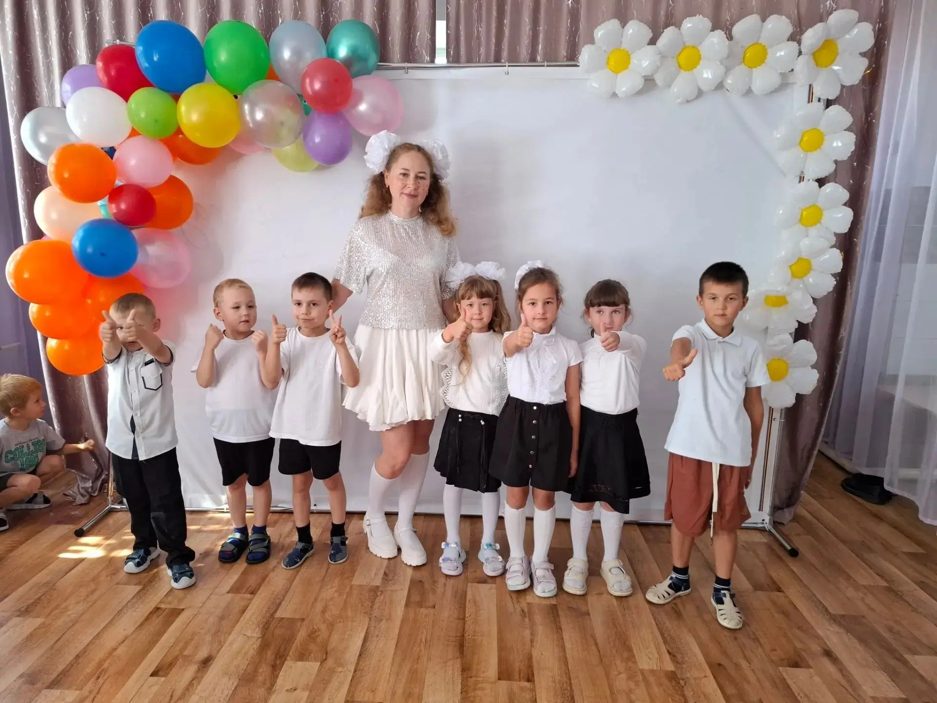 Сегодня в нашем детском саду прошёл праздничный утренник, посвящённый Дню знаний. И он ...