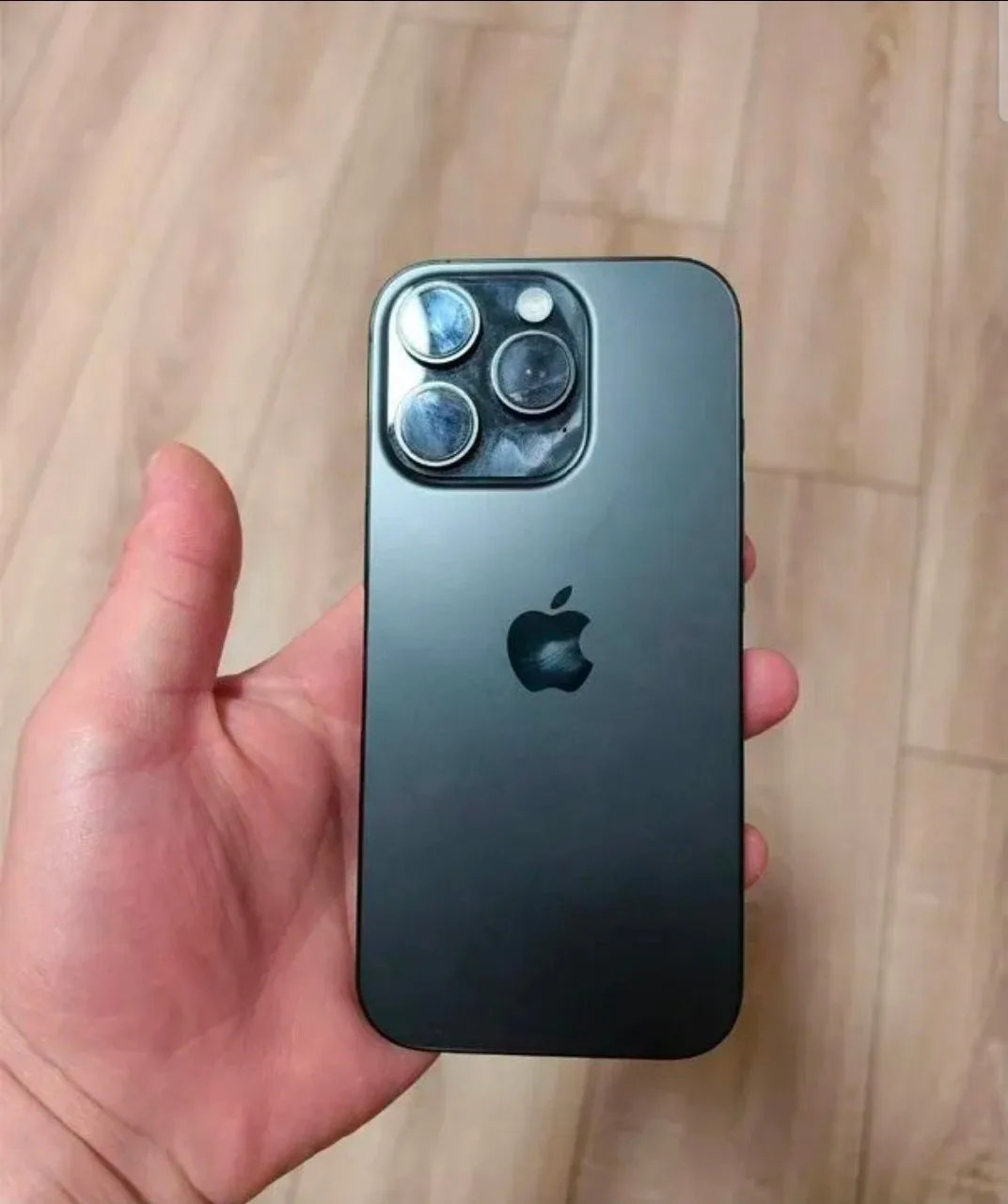 В продаже Apple iPhone 16 Pro 128 GB. Покупался новым для себя, один владелец.