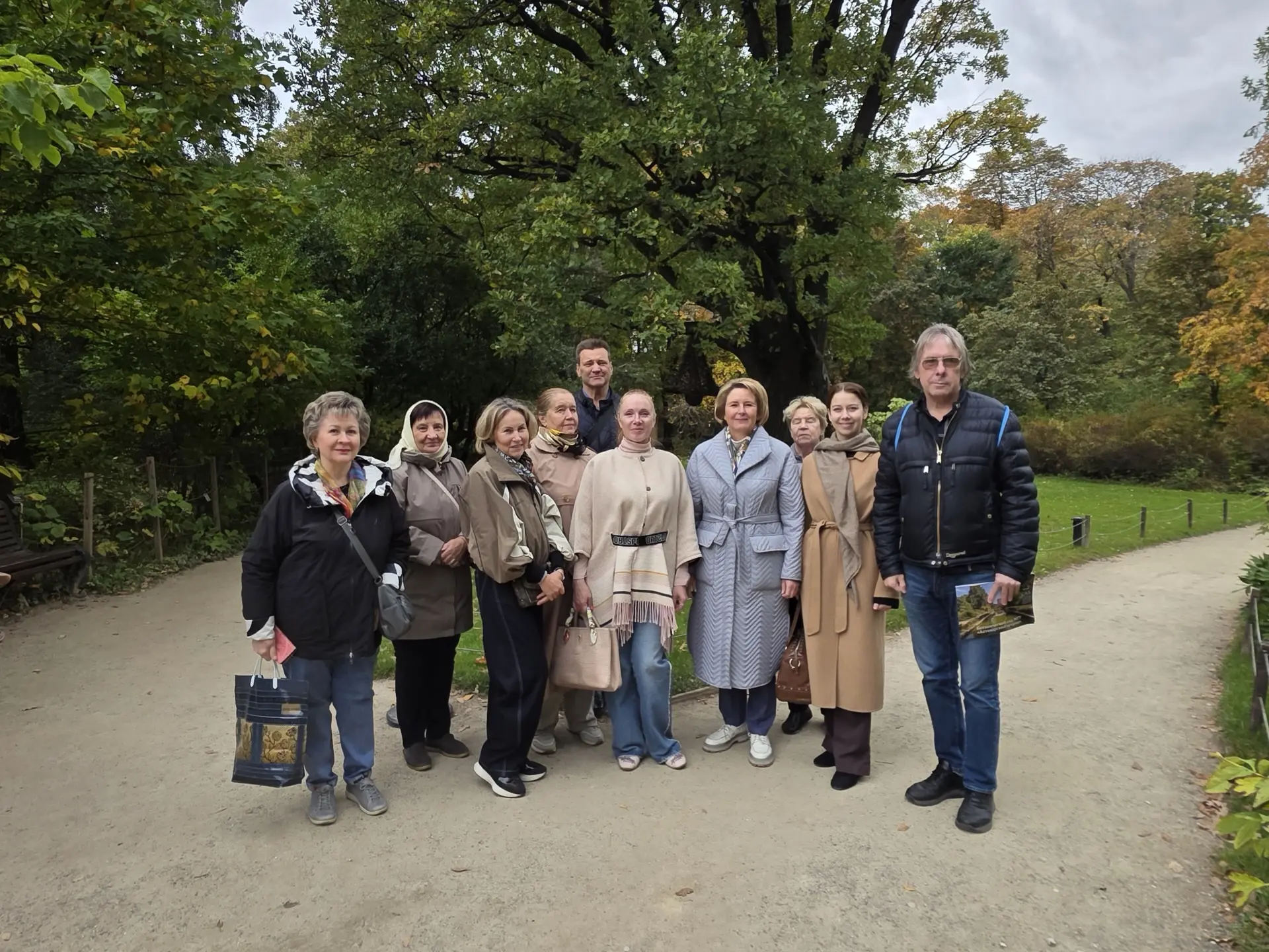 🌿В Аптекарском огороде прошла экскурсия для победителей конкурса «Мой дом – моя Москва...